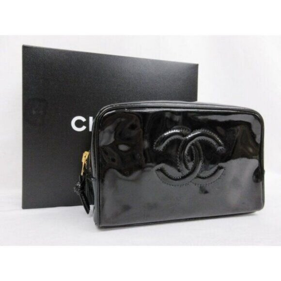Authentic CHANEL CC Patent Leather Clutch Cosmetic Makeup Case Pouch Black Bag - Picture 1 of 11